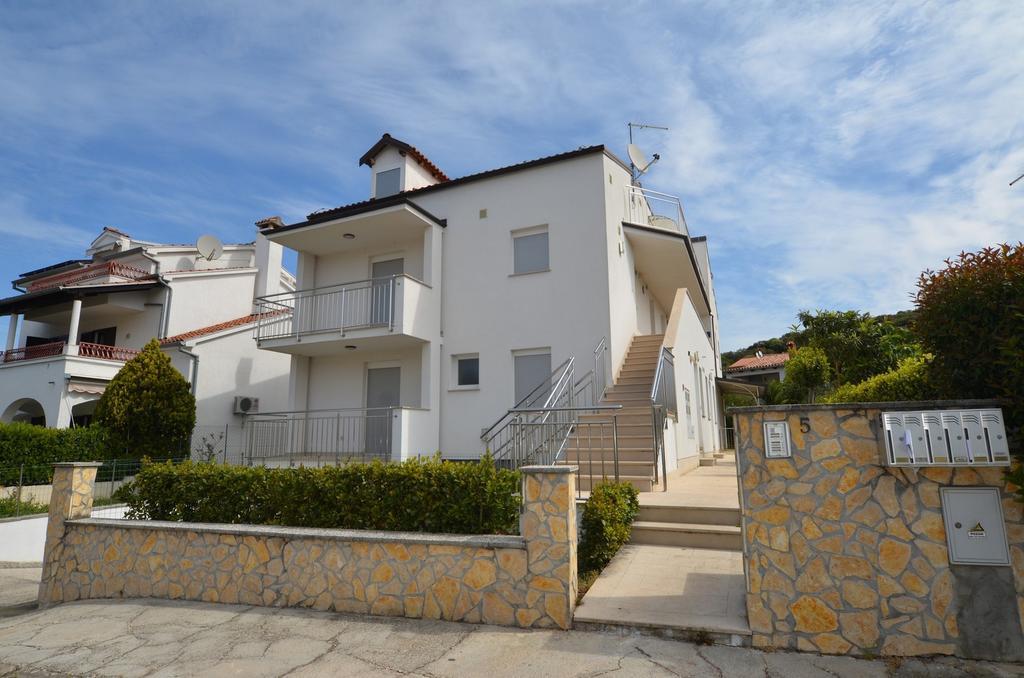 Apartment Anna Borik Rovinj Ngoại thất bức ảnh